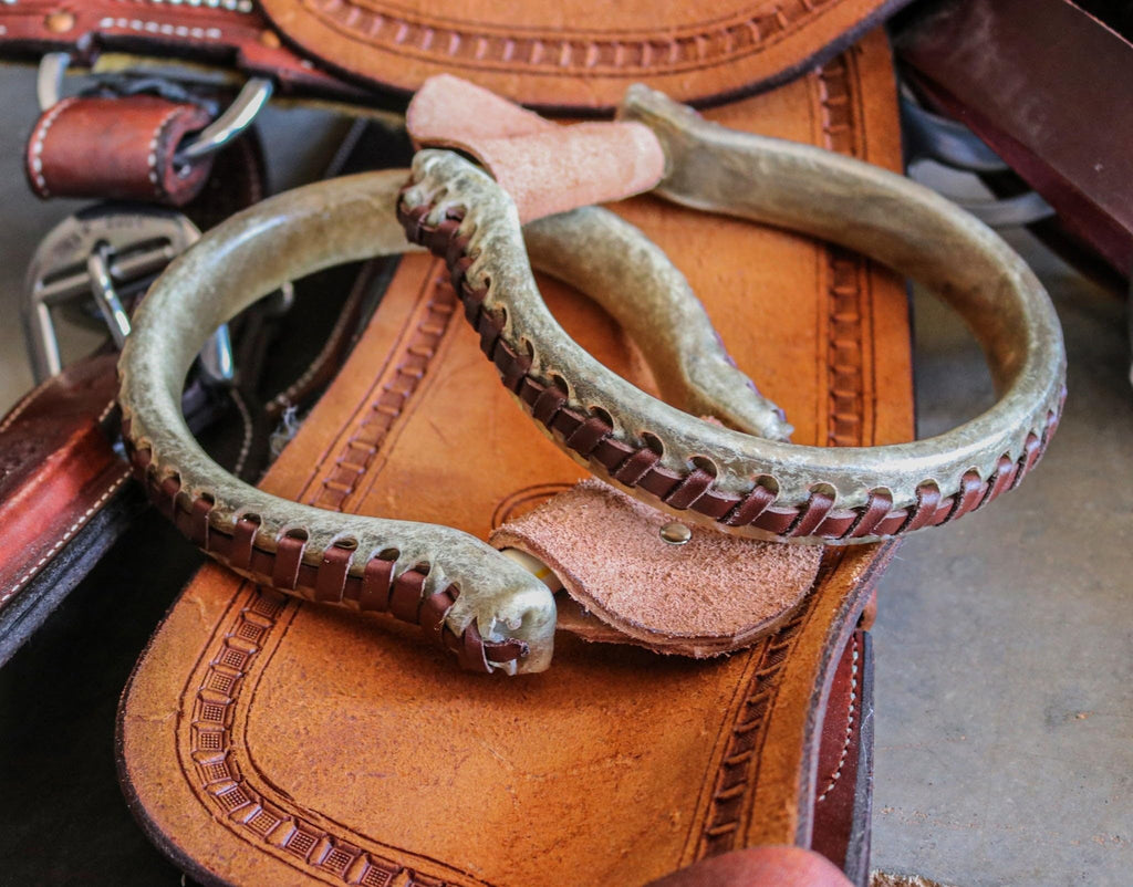 Oxbow Round Metal Western Stirrups J958601