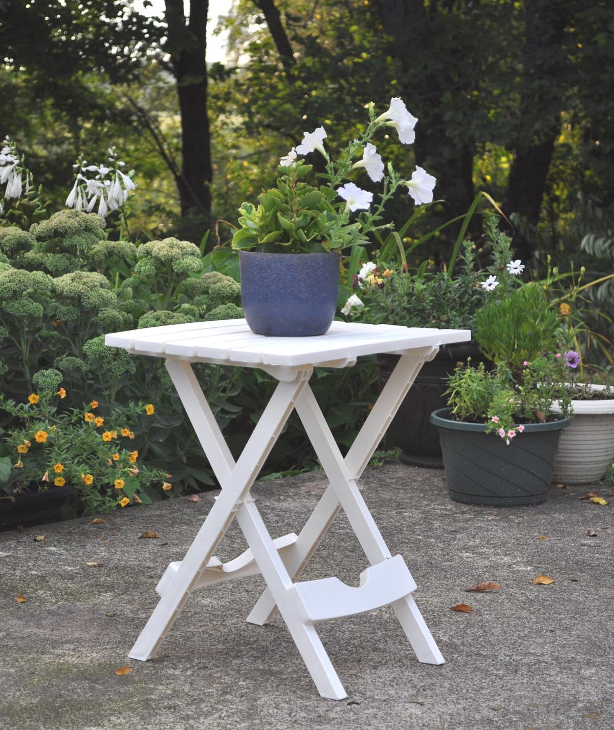 Plastic Quik-Fold Side Table White T2365