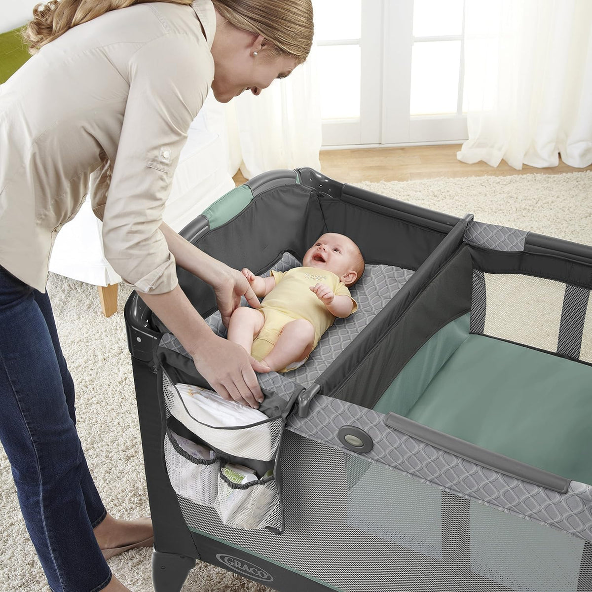 Pack and Play Playard with Portable Changing Station E780